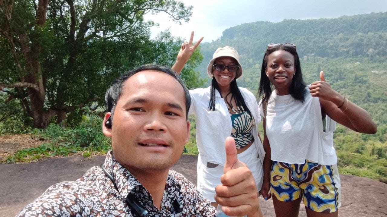 Happy Cambodia Taxi client photo 1