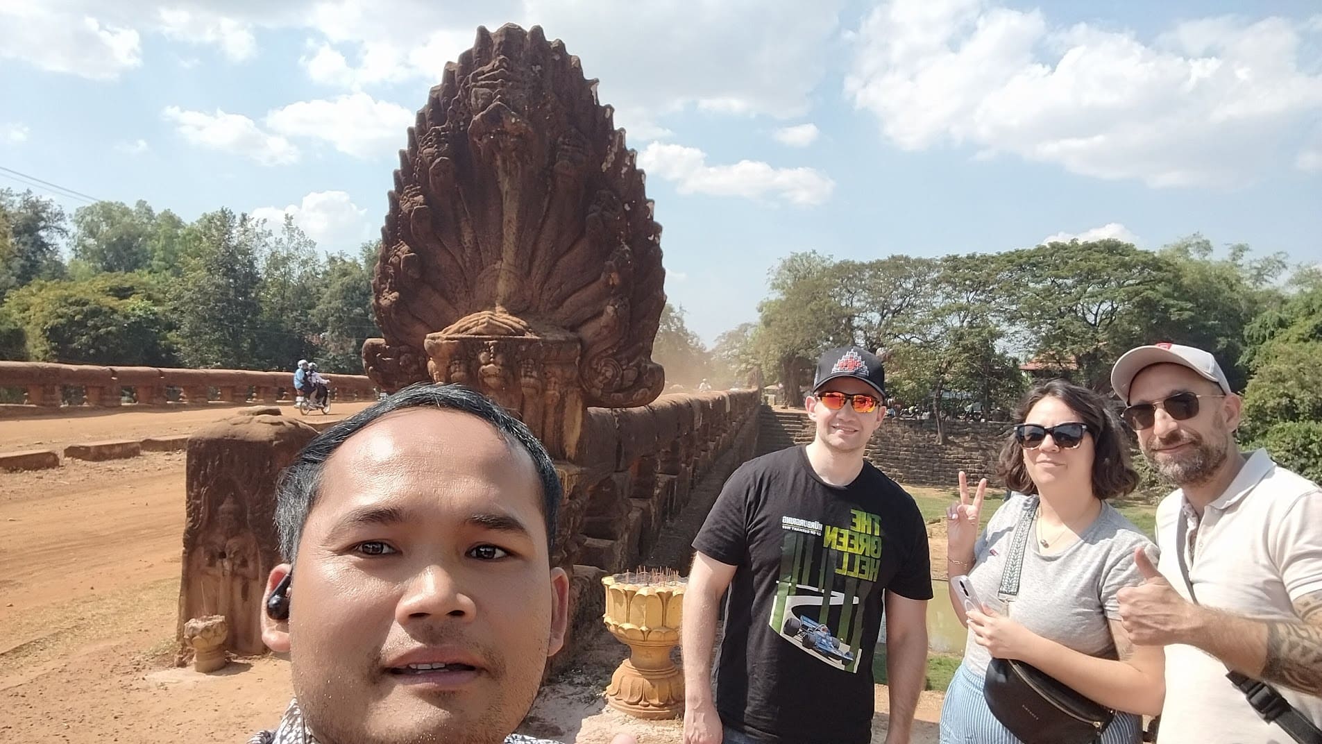 Happy Cambodia Taxi client photo 2